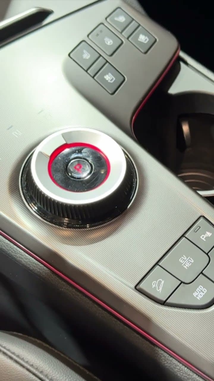2026 Kia Sportage PHEV SX
