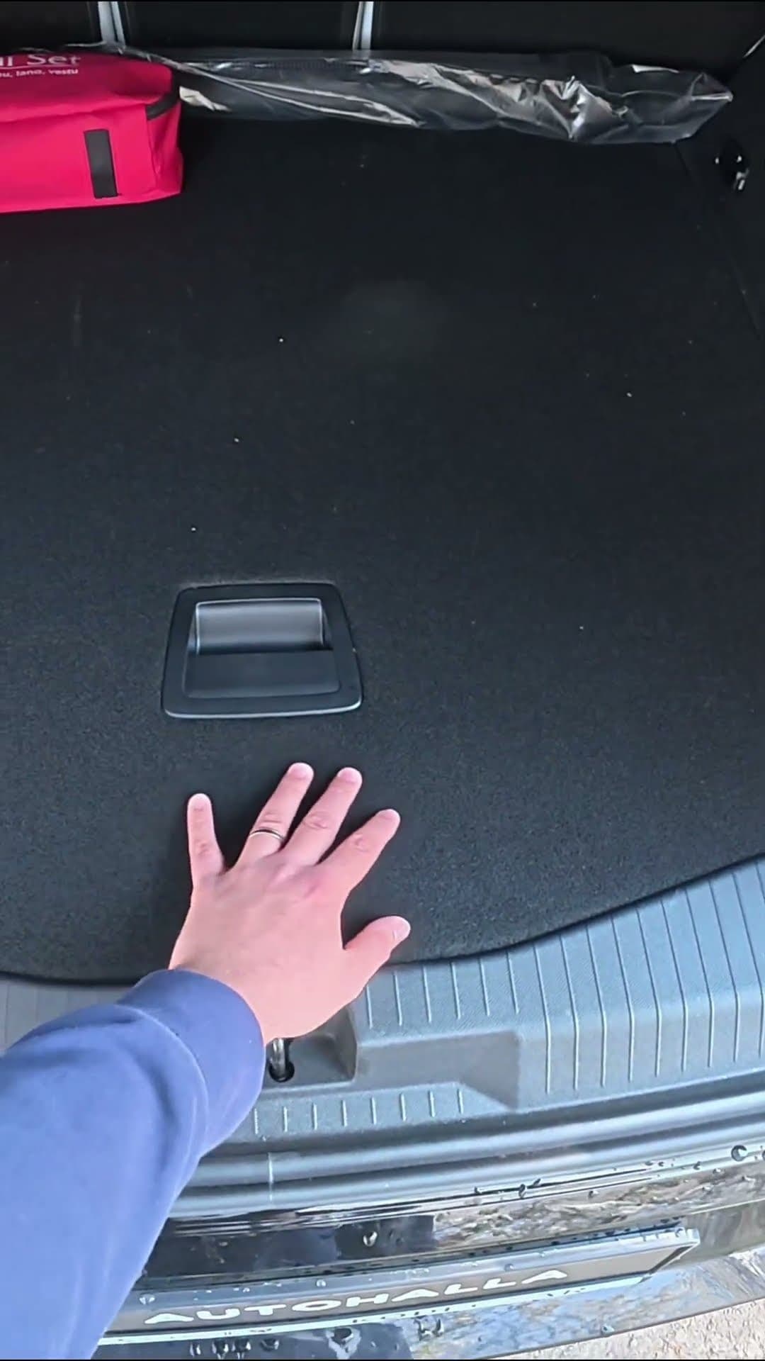 NEW Citroën C5 Aircross Plug-in Hybrid 2026 Trunk Space 🔥