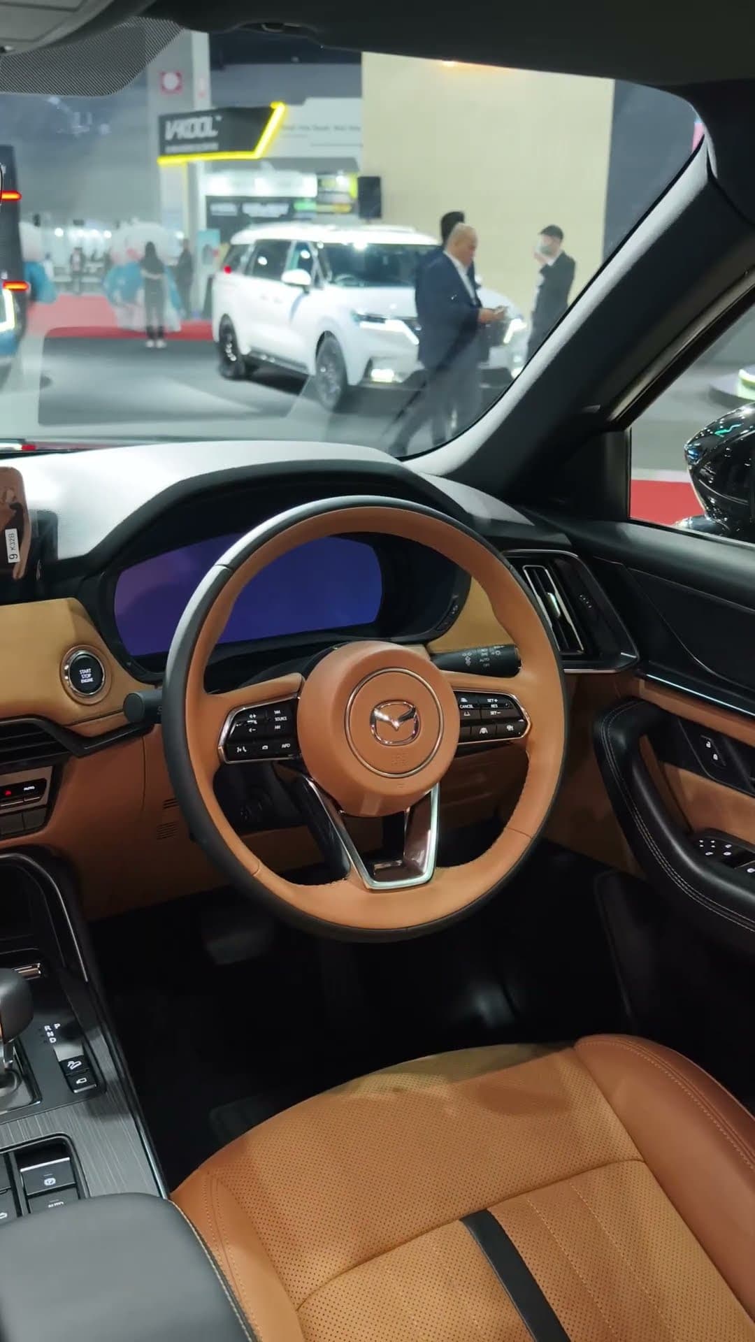 CX60 interior