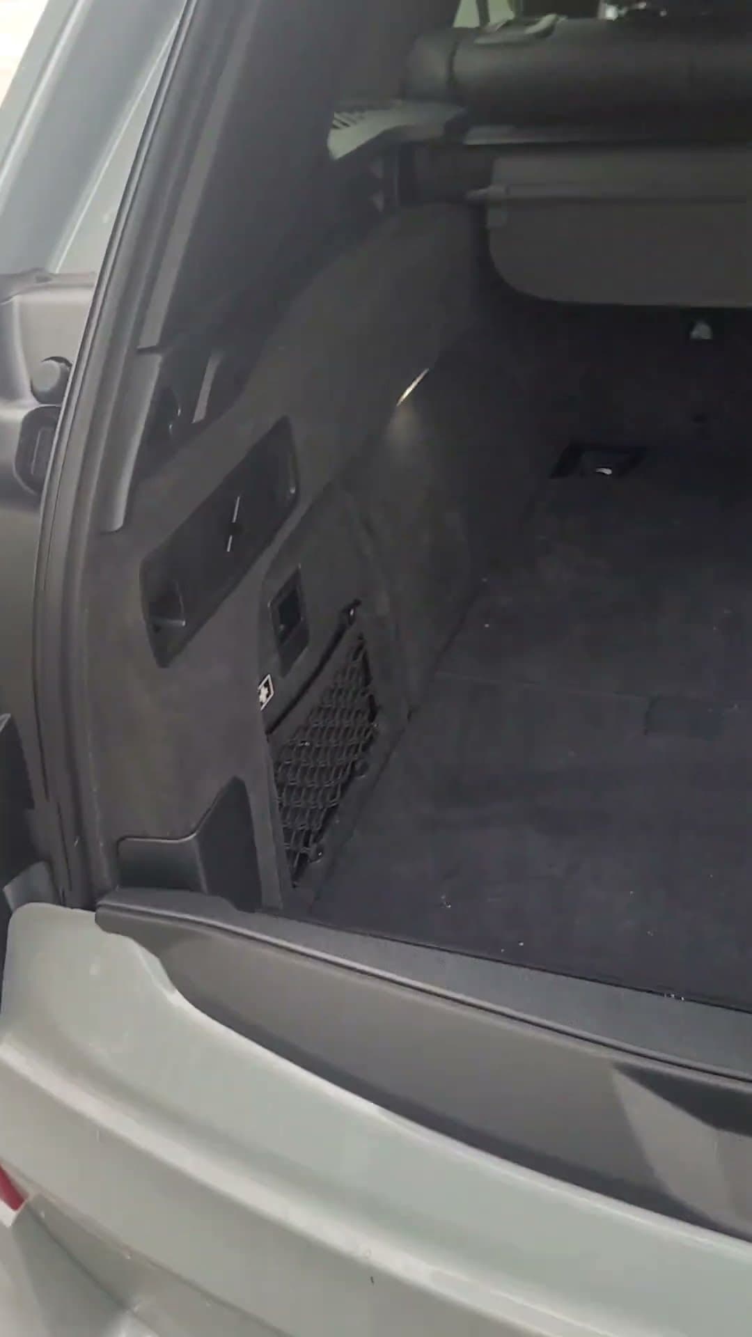 BMW X5 PHEV 2026 how much boot / trunk space is there?