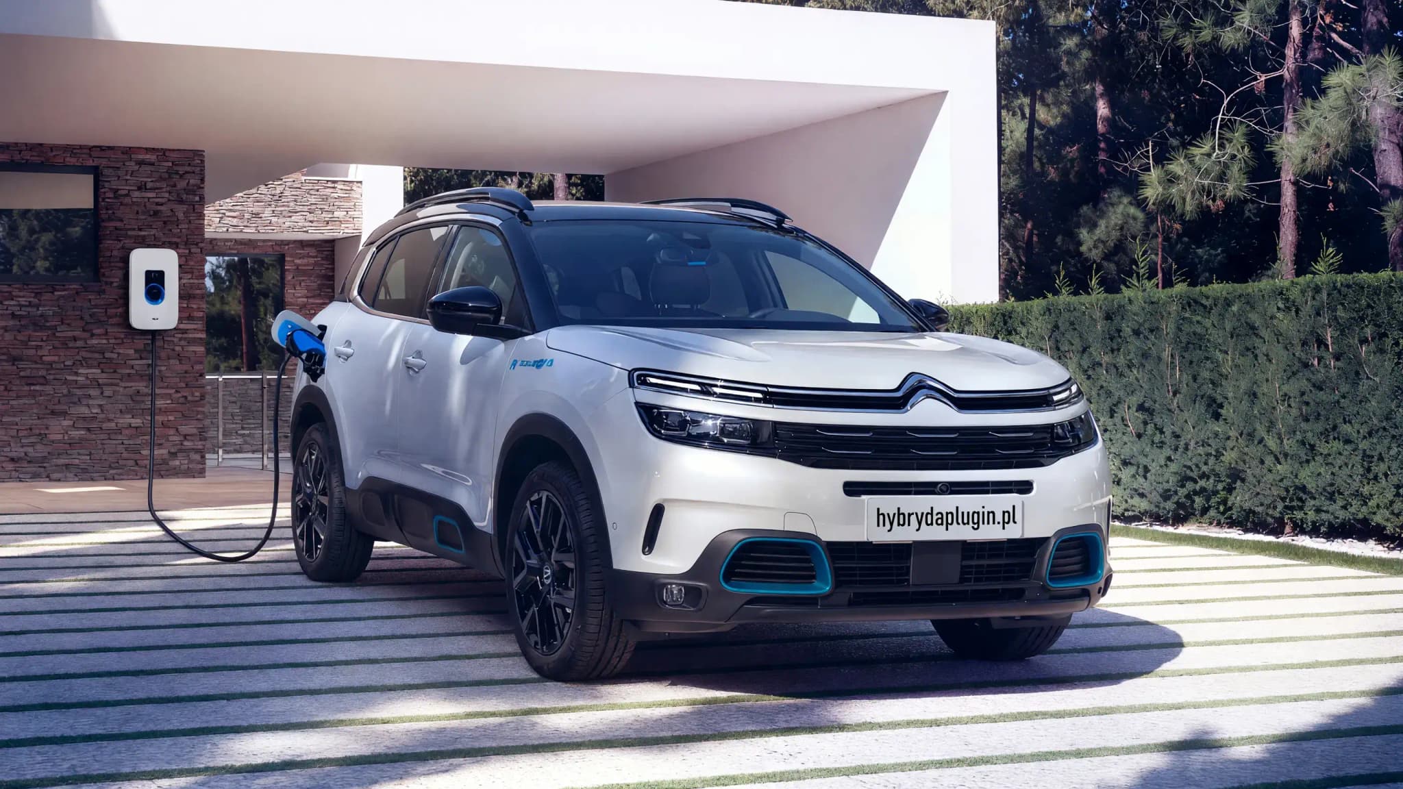 Domowe ładowanie hybrydy plug-in: przypadek Citroën C5 PHEV